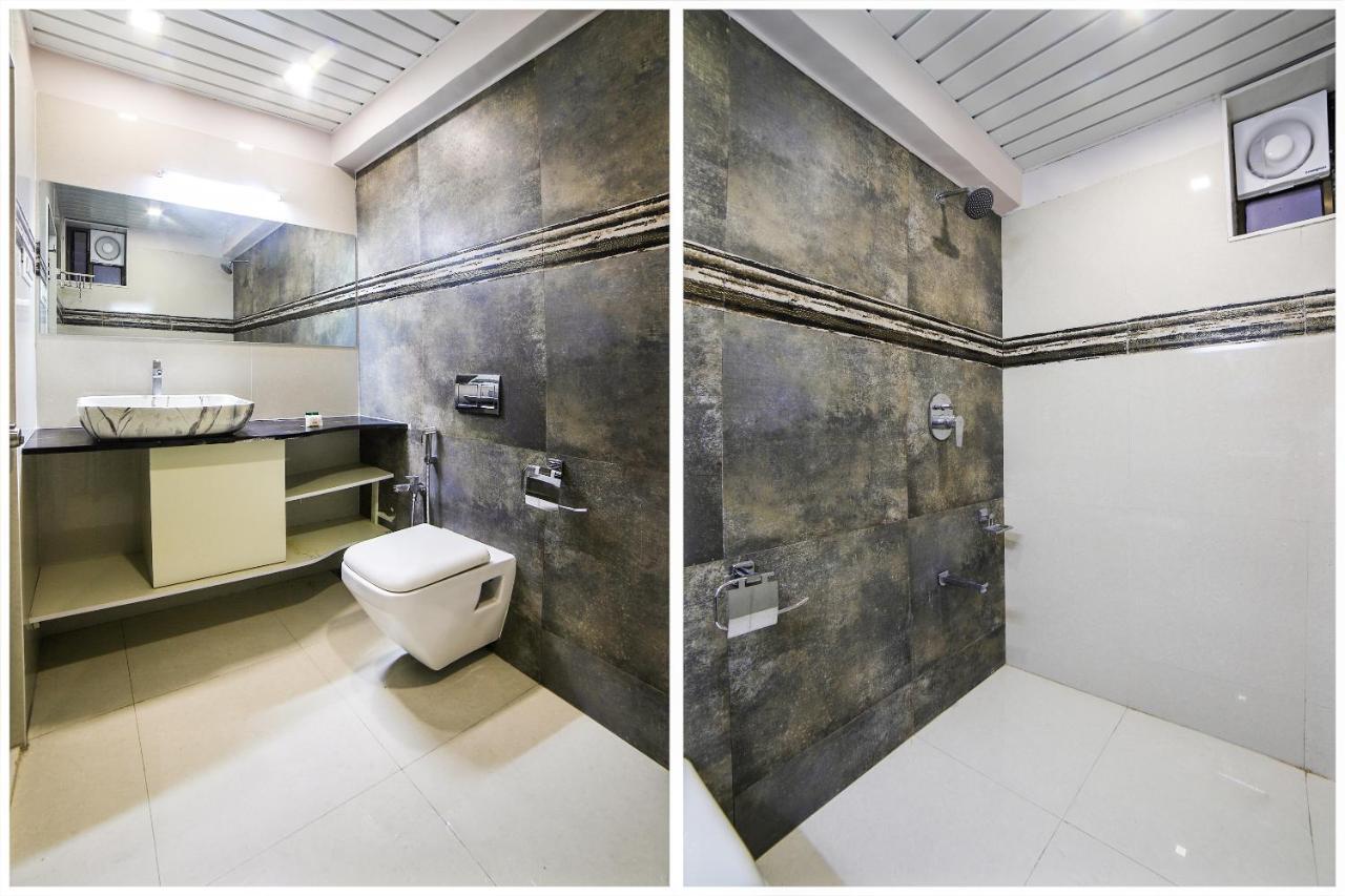 Capital O 41587 Hotel Airport Inn One Amhedabad Dış mekan fotoğraf